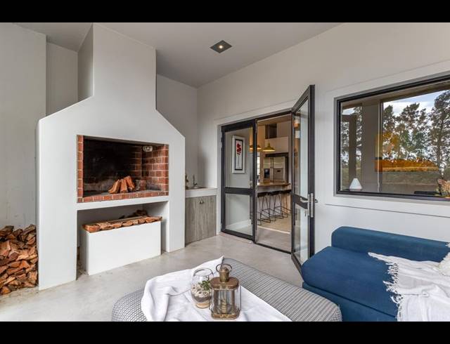 4 BEDROOM PROPERTY TO RENT IN VAL DE VIE ESTATE